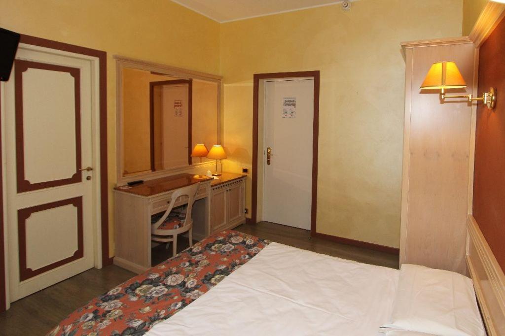 Park Hotel Reggio Emilia Kültér fotó
