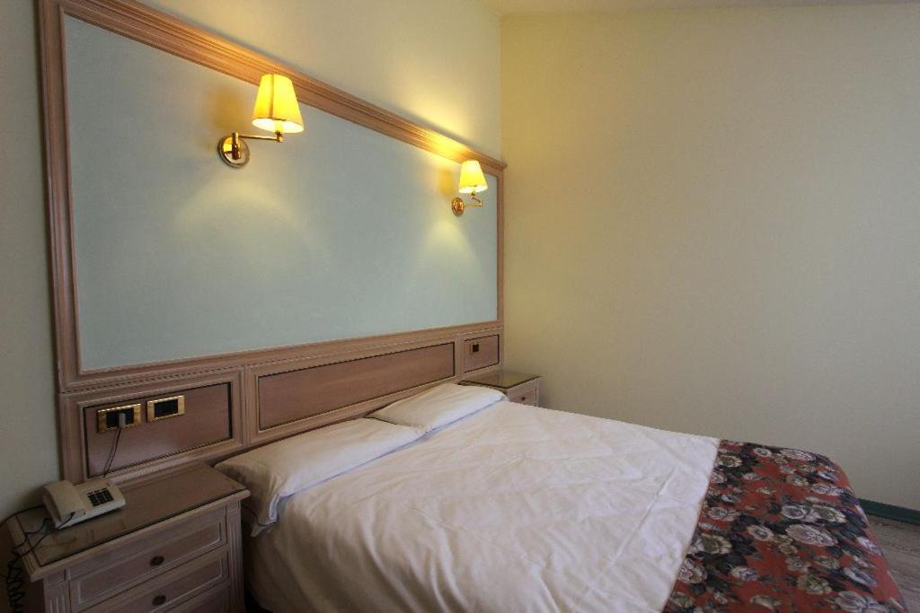 Park Hotel Reggio Emilia Kültér fotó