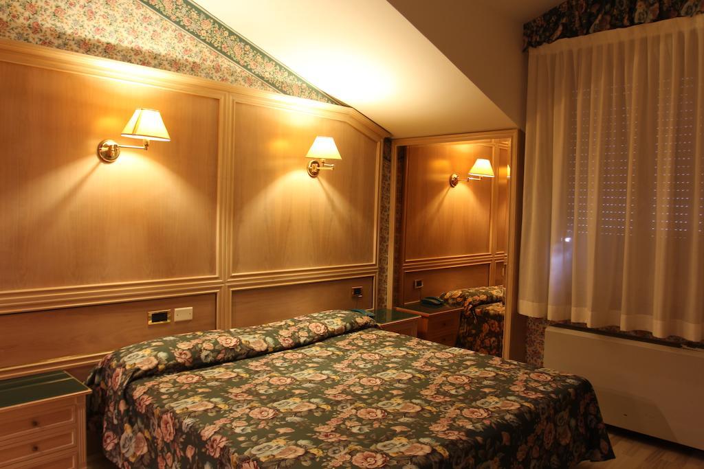 Park Hotel Reggio Emilia Kültér fotó